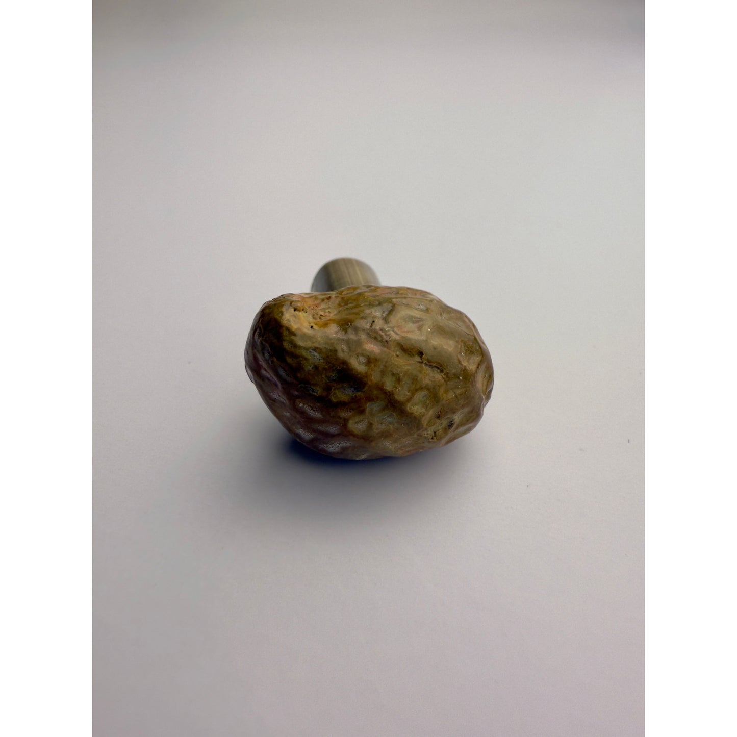 Single Peanut Knob