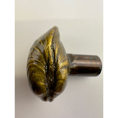 Littleneck Clam Knob