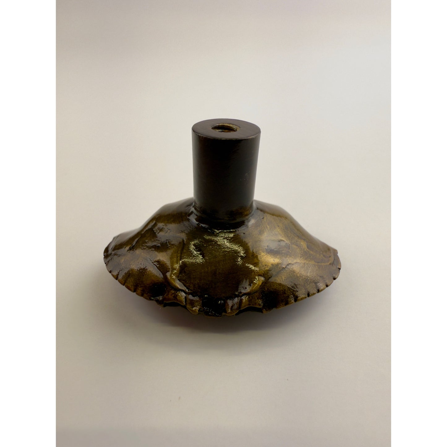 Dungeness Knob Small