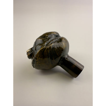 Littleneck Clam With Barnacles Pull